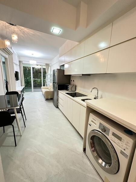8 Adis Road photo 2