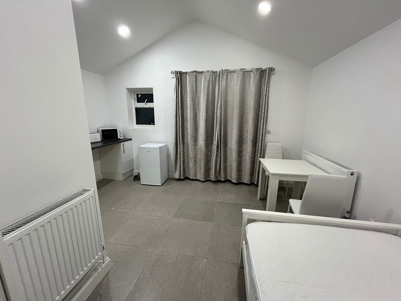 Room in a Shared House, Malletts Road, CB1, N1 7GU photo 2