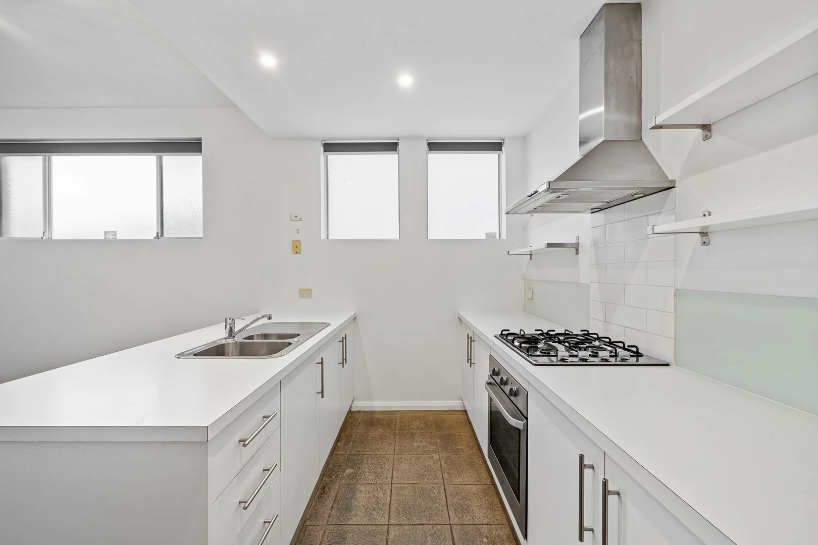 2/104 Monash Street, Sunshine VIC 3020