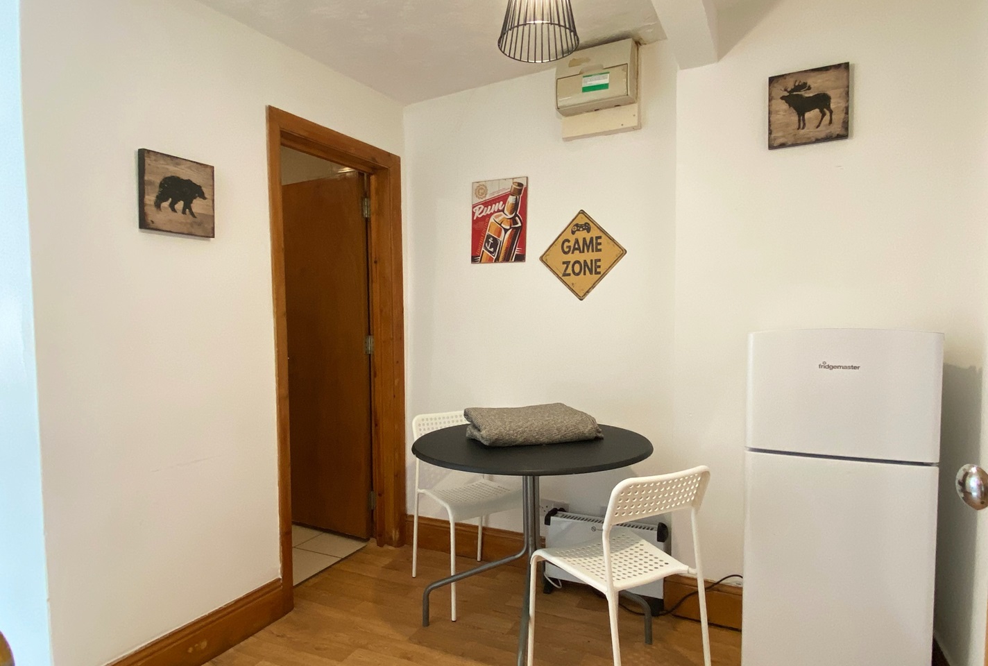 2 Bed Flat, Humberstone Gate, LE1, N1 7GU photo 4
