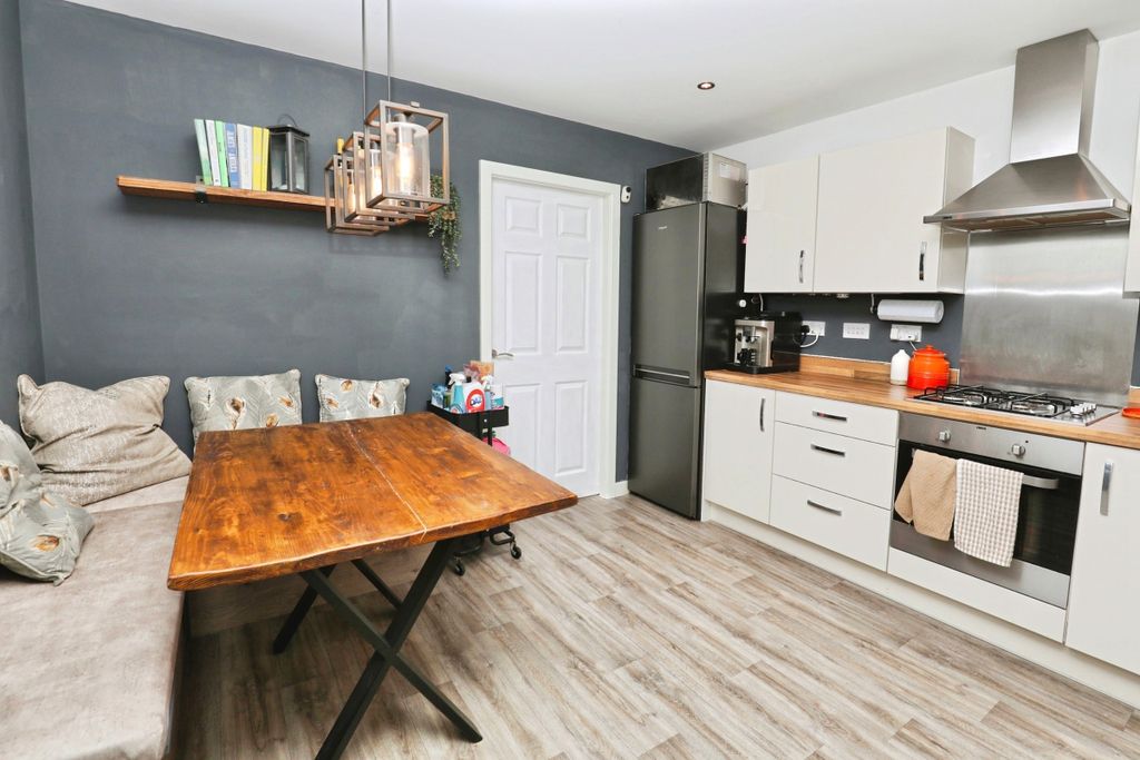 Additional image 9 of 3 bed town house for saleBrightsons Close, Southport PR8