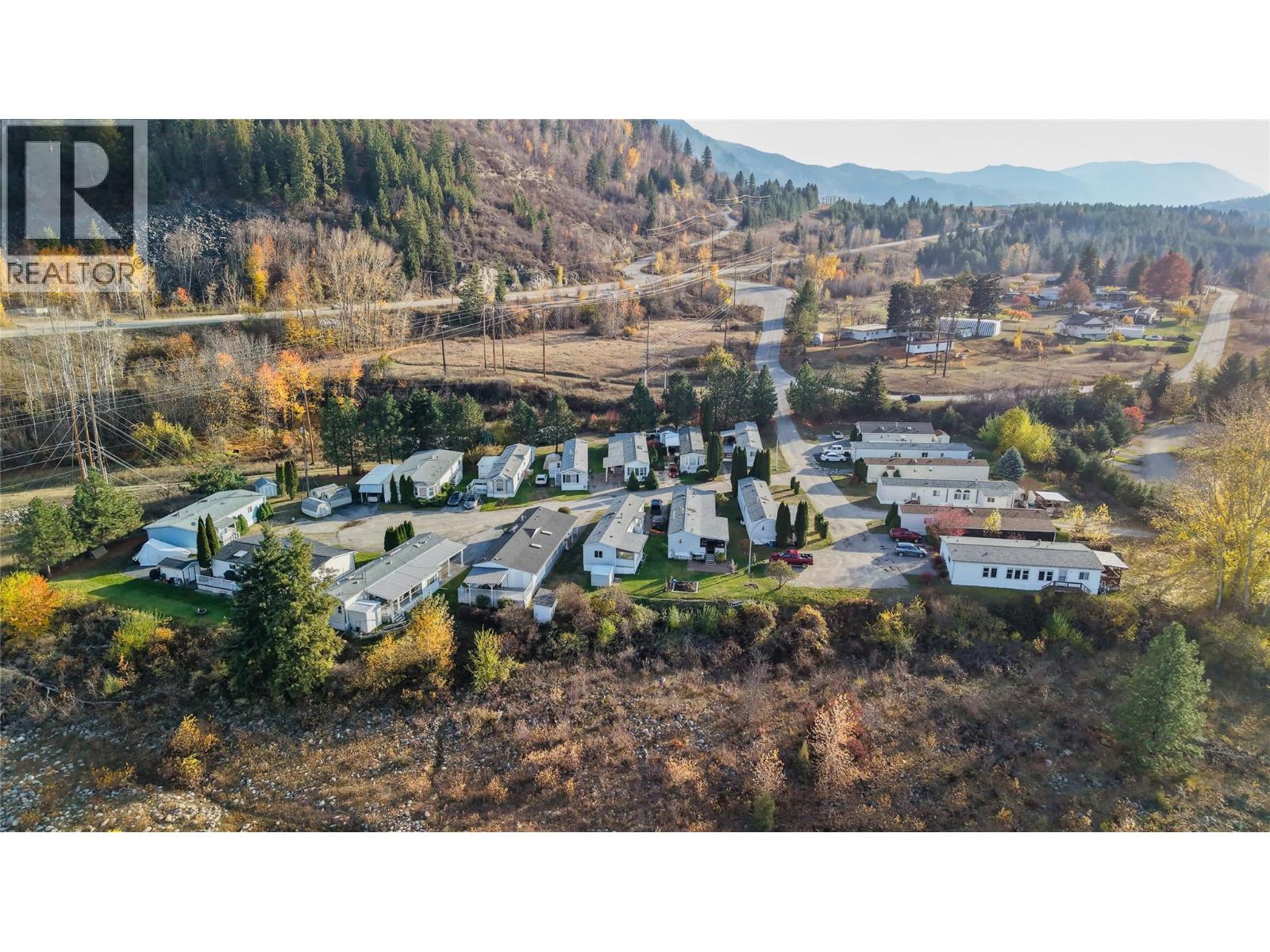 651 Rosedale Road, Castlegar, BC, V1N4L2 photo 3