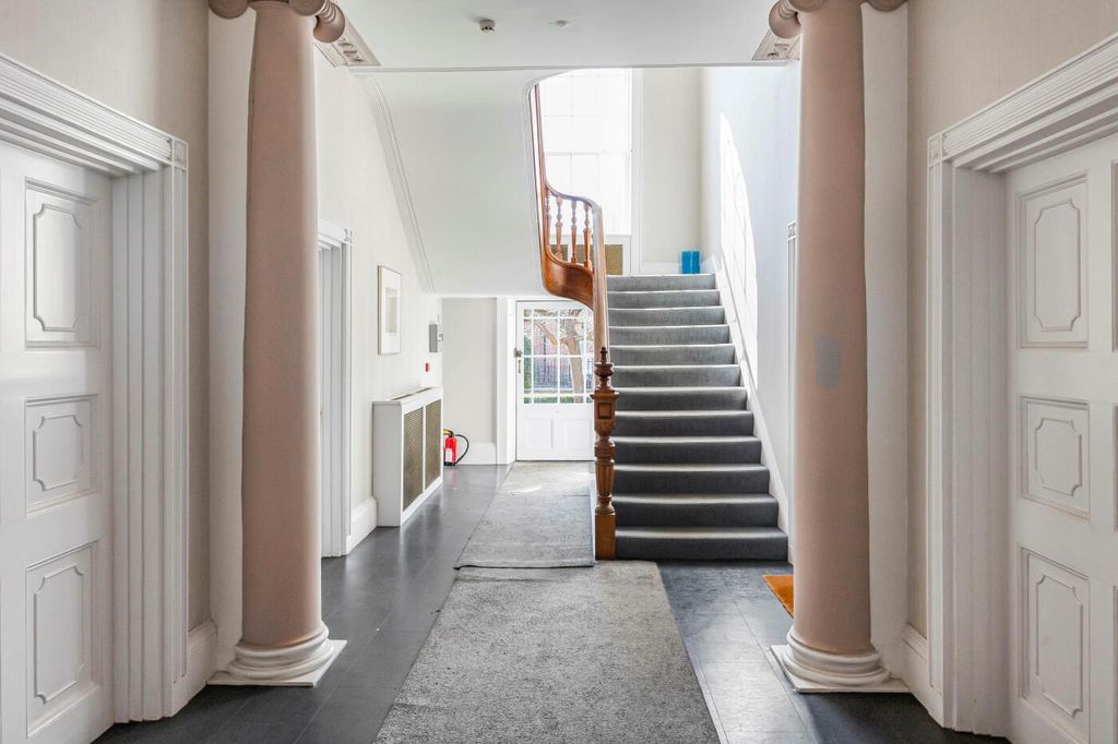 Additional image 10 of 4 bed flat for saleNorthfield End, Henley-On-Thames, Oxfordshire RG9
