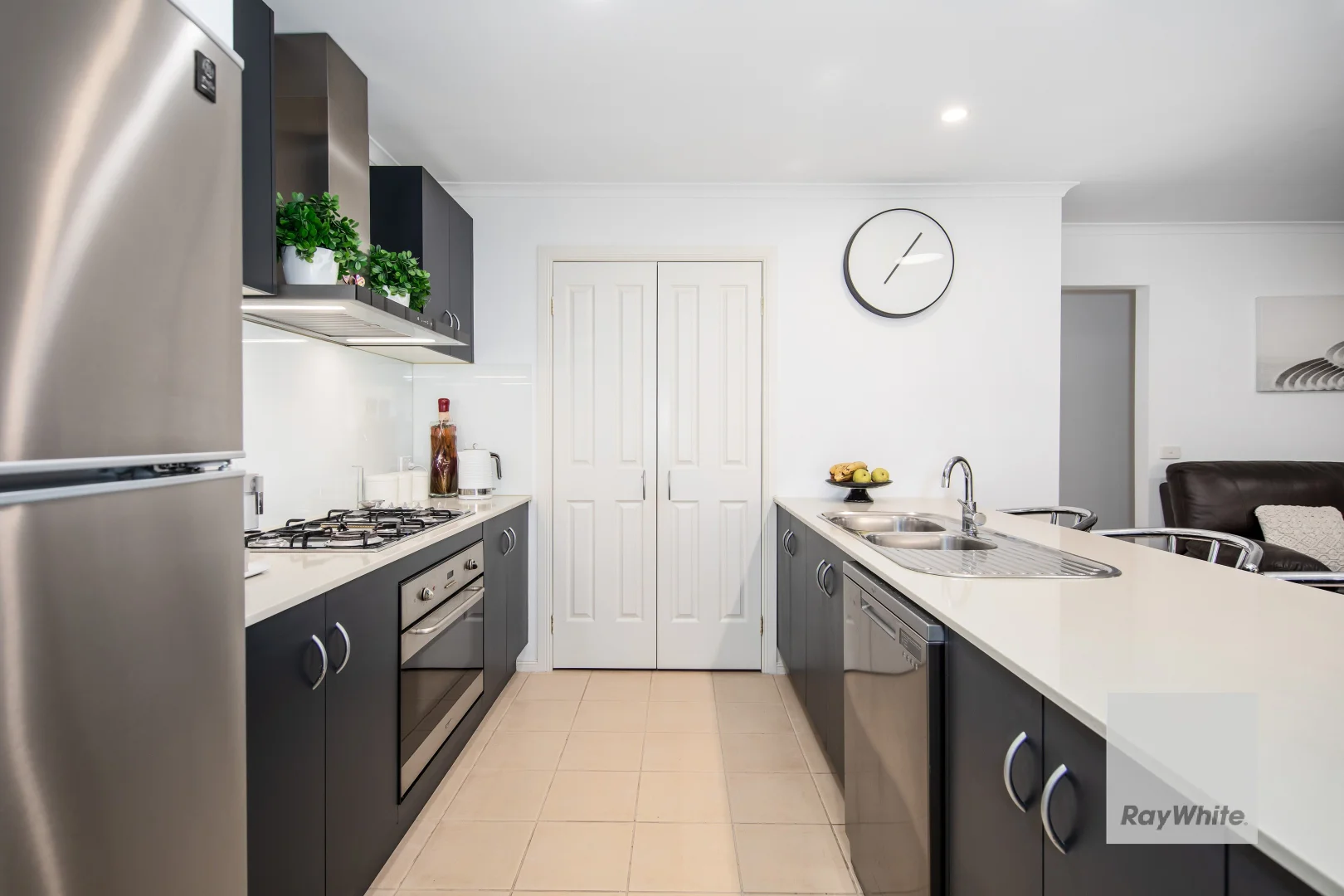 Additional image 3 of 33 Nepean Way, Taylors Hill VIC 3037