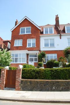 Bracknell Gardens, London NW3