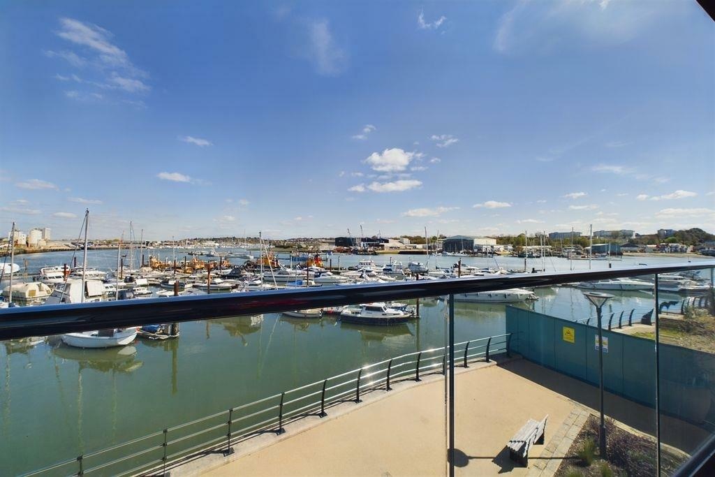 Additional image 8 of 2 Bed Flat, Thomas Blake Avenue, SO14, N1 7GU