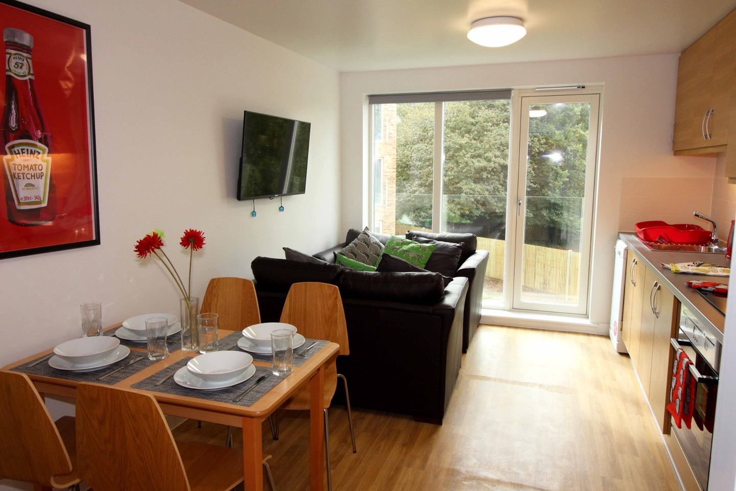 4 Bed Flat, Columbia Lodge, SO16, N1 7GU