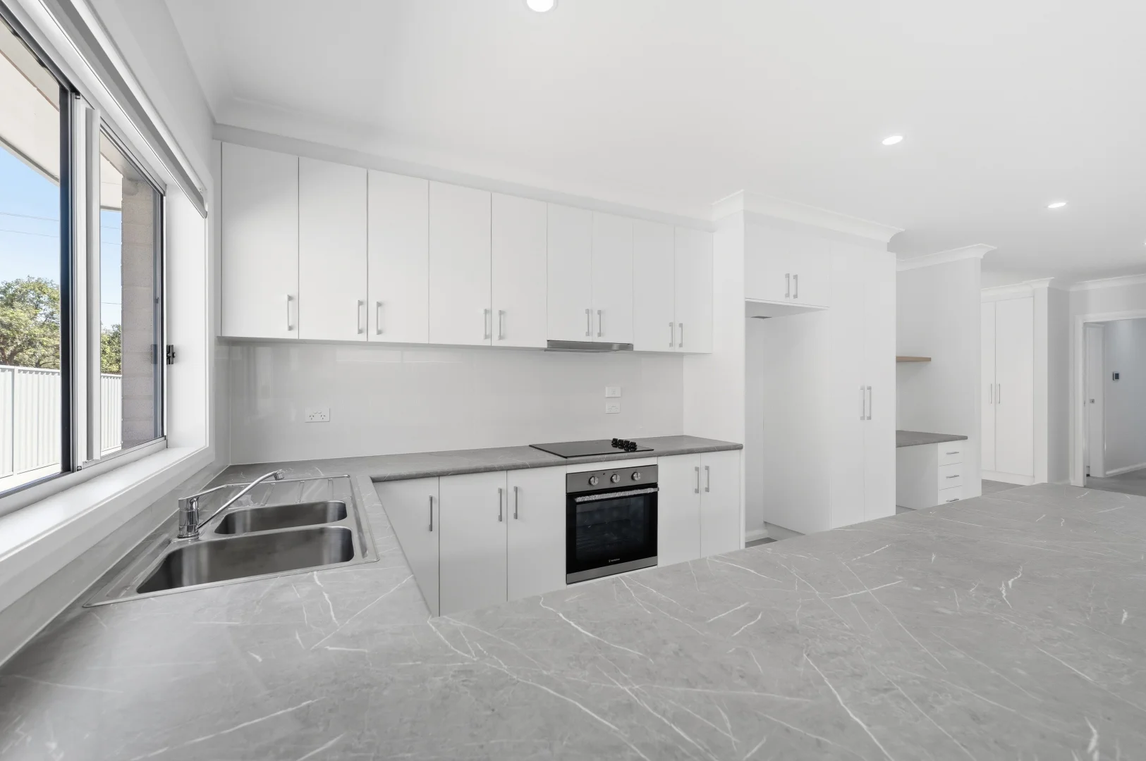 Additional image 7 of 2/122 Kookora Street, Griffith NSW 2680