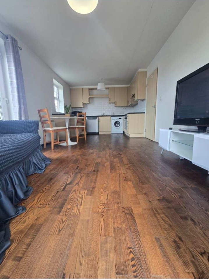Additional image 2 of 2 Bed Flat, Pipkin Court, CV1, N1 7GU
