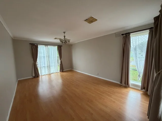 Additional image 9 of 4 Tern Court, Endeavour Hills VIC 3802