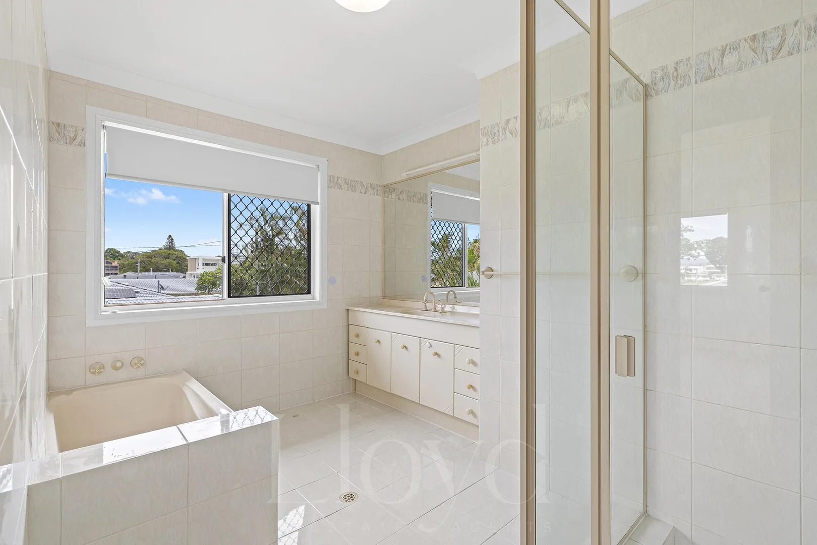 Additional image 17 of 57 Kalimna Drive, Broadbeach Waters QLD 4218