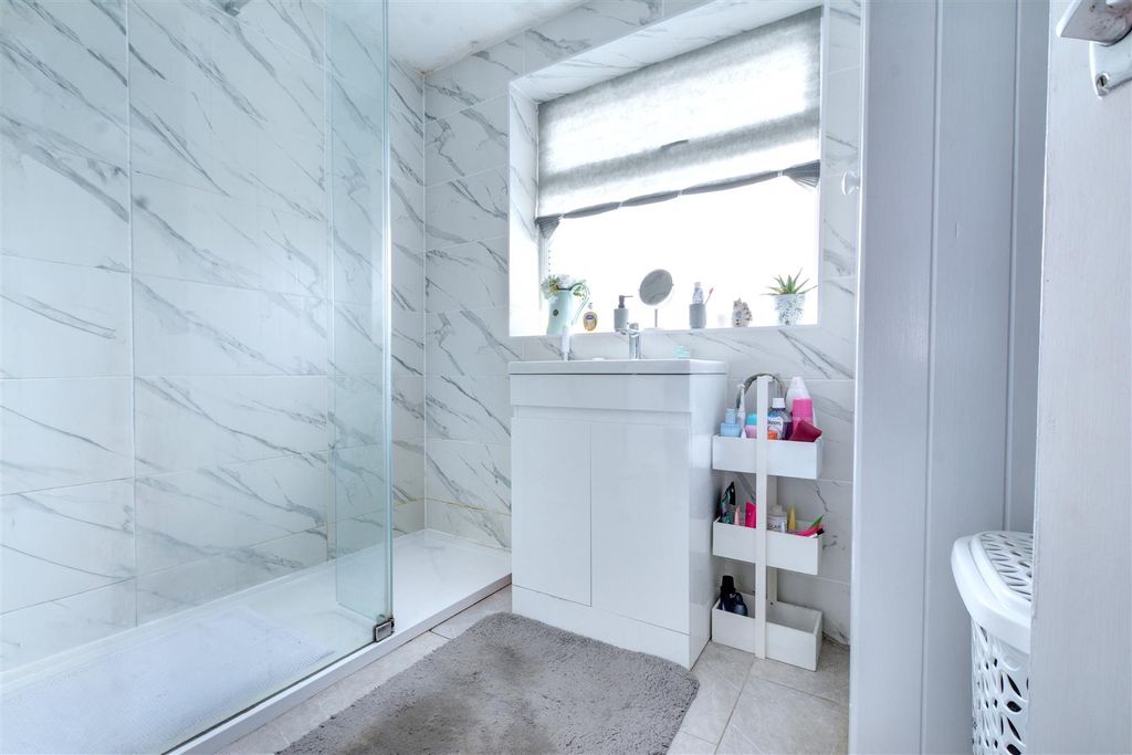 Additional image 12 of 4 bed semi-detached house for saleHolkham Avenue, Chilwell, Nottingham NG9