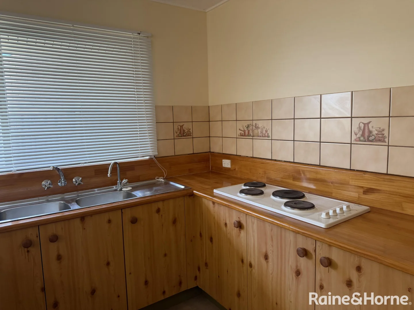 Additional image 14 of 104 Ivy Street, Kingaroy QLD 4610