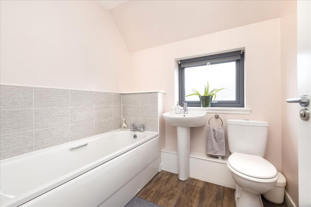 Additional image 23 of 4 bed semi-detached house for sale6 Wester Suttieslea Path, Newtongrange EH22