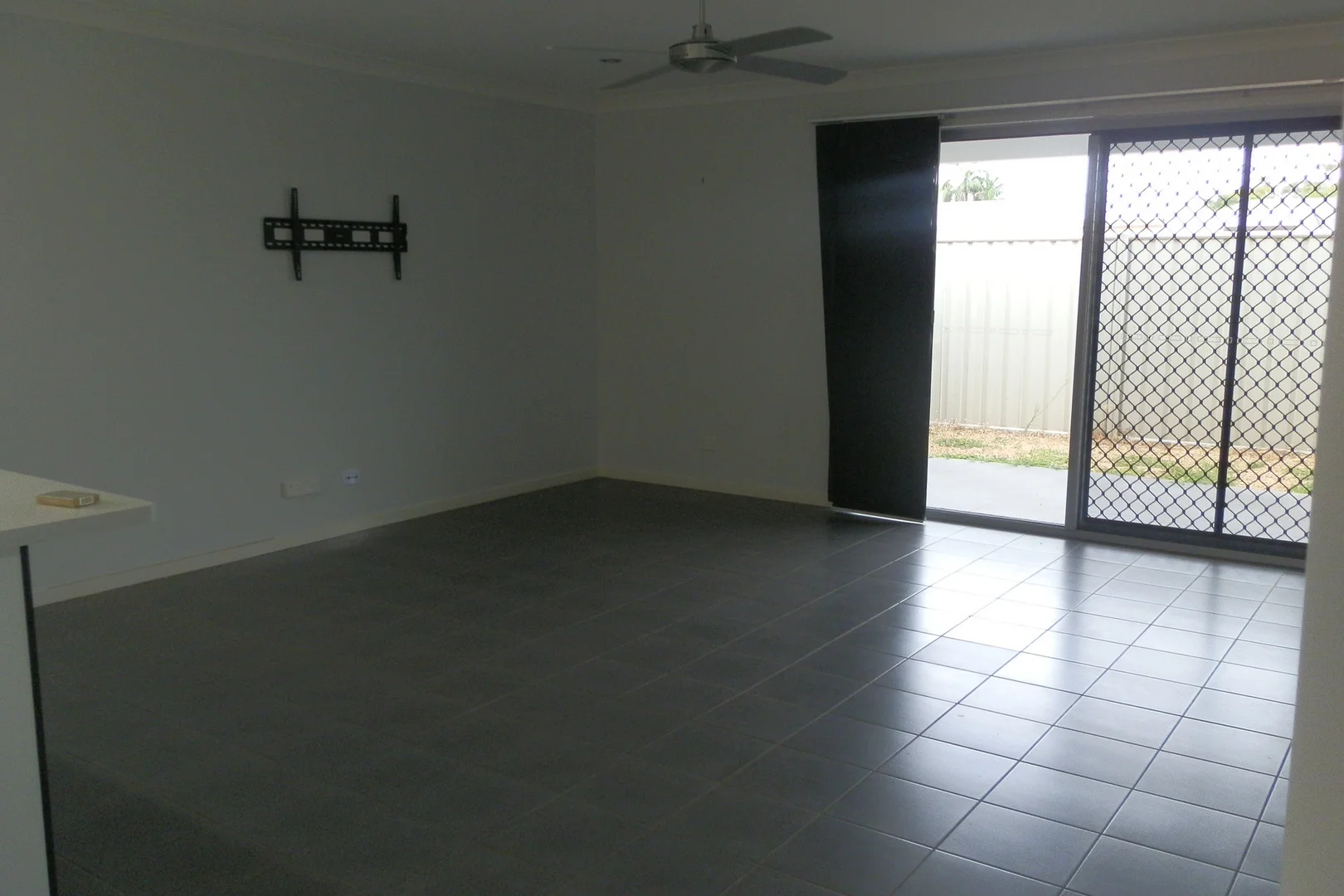 4/21 Moriarty Street, Emerald QLD 4720 photo 4