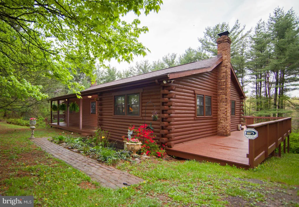 14629 White Oak Ridge, Hancock, MD 21750