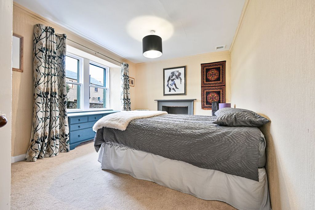 Additional image 11 of 3 bed flat for saleUpper Davaar, 75 High Street, Biggar ML12