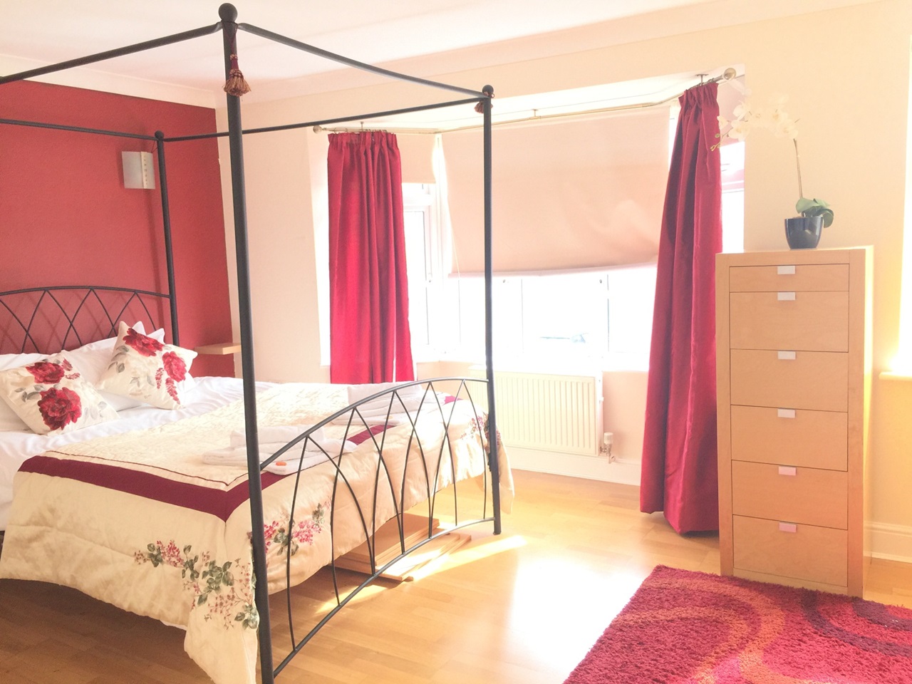 Additional image 3 of 4 Bed Semi-Detached House, Elfleda Road, CB5, N1 7GU