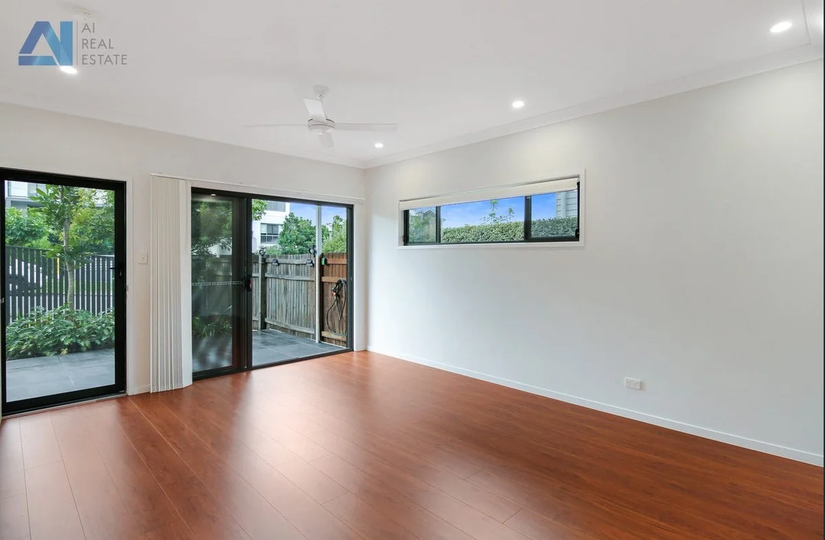 Additional image 4 of 1/27 Herbertson Road, Carina Heights QLD 4152