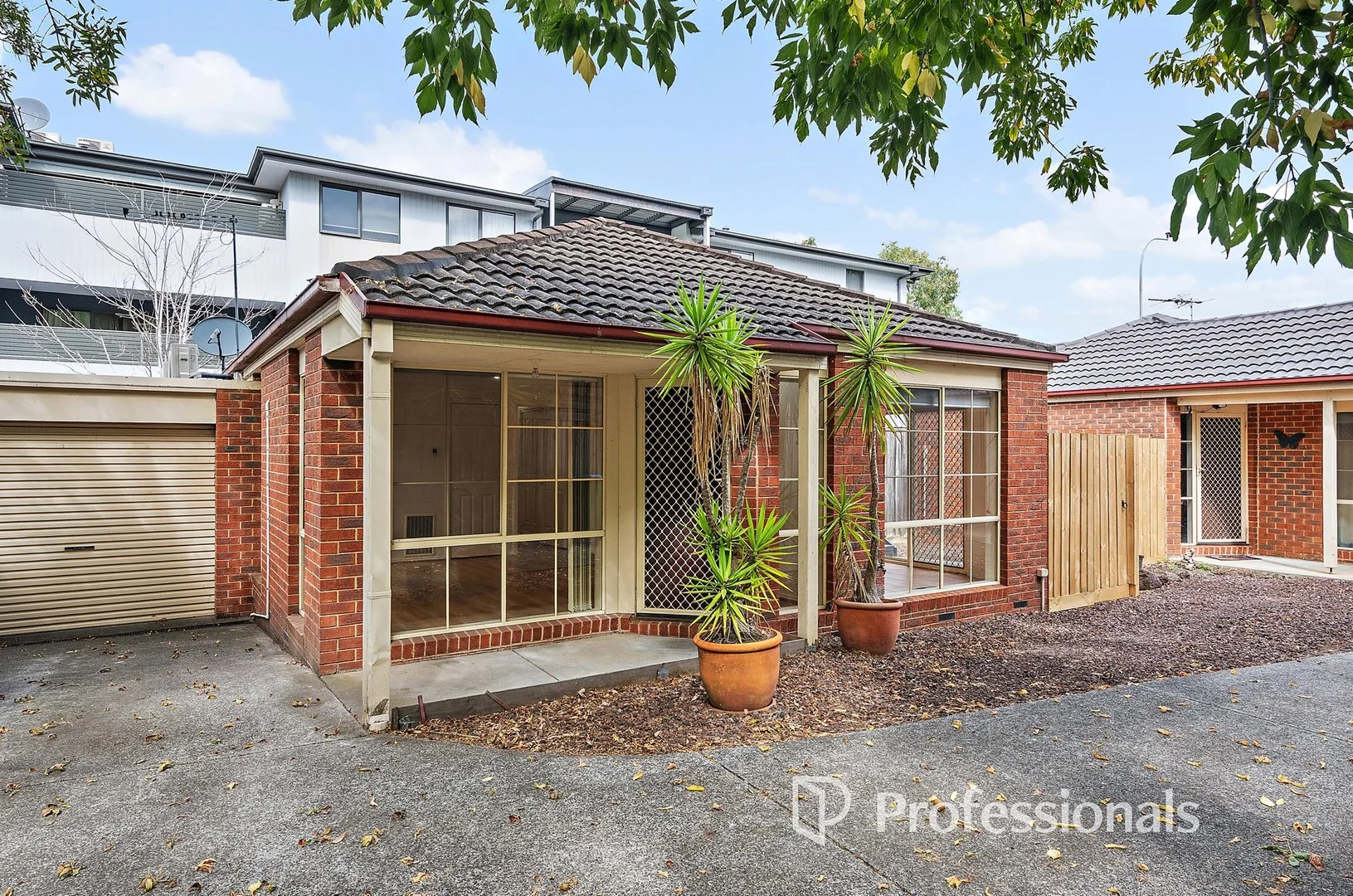 2/8 Alfrick Road, Croydon VIC 3136