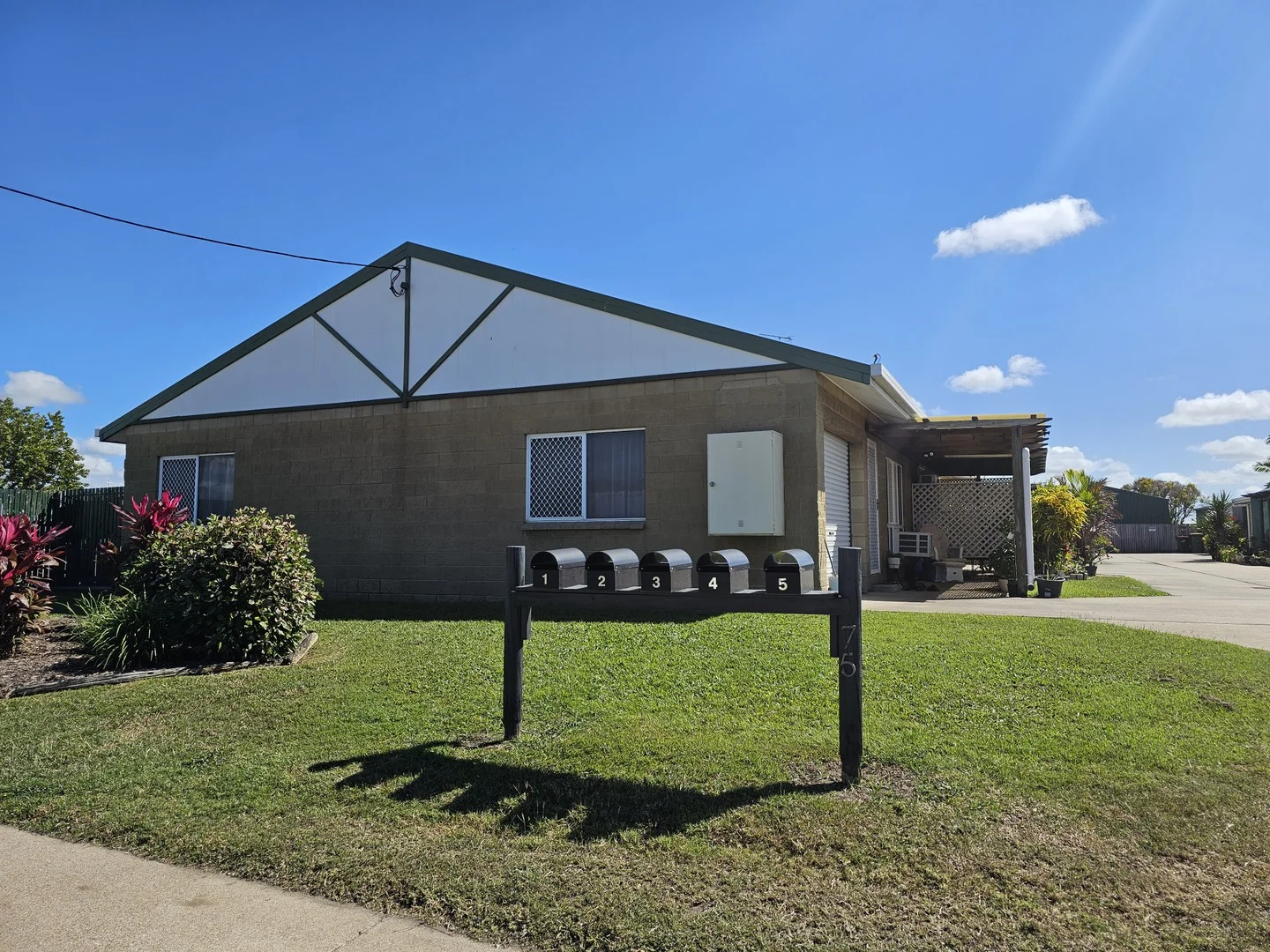 3/75 Burke Street, Ayr QLD 4807