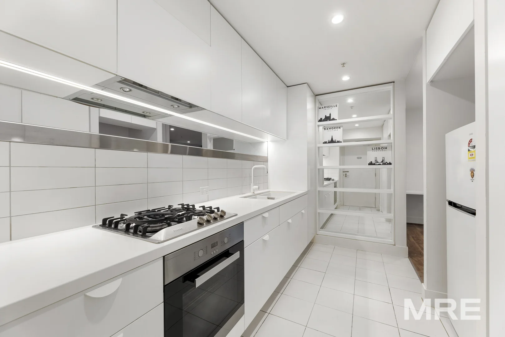 Additional image 3 of 2407/500 Elizabeth Street, Melbourne VIC 3000