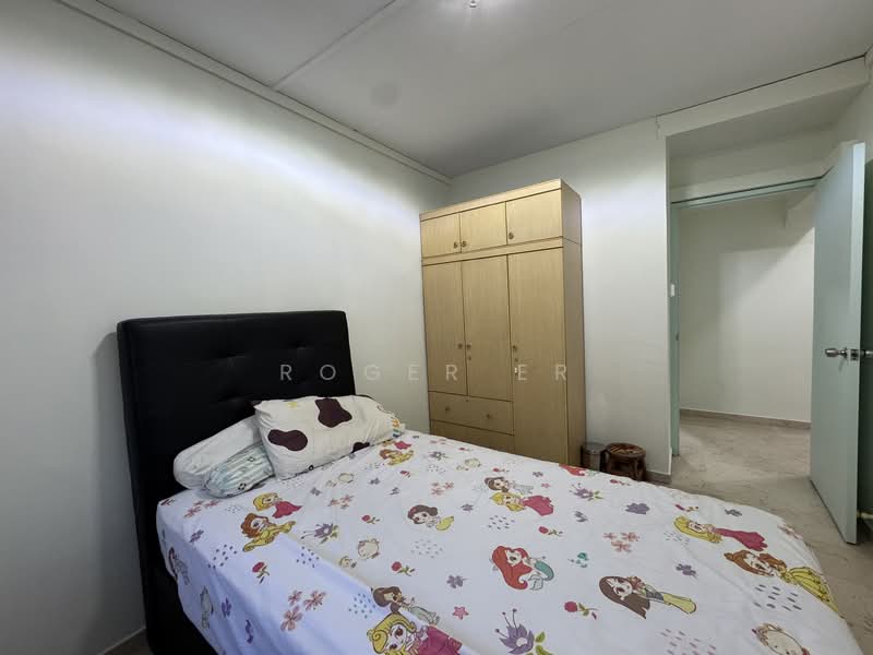 249 Compassvale Road photo 2