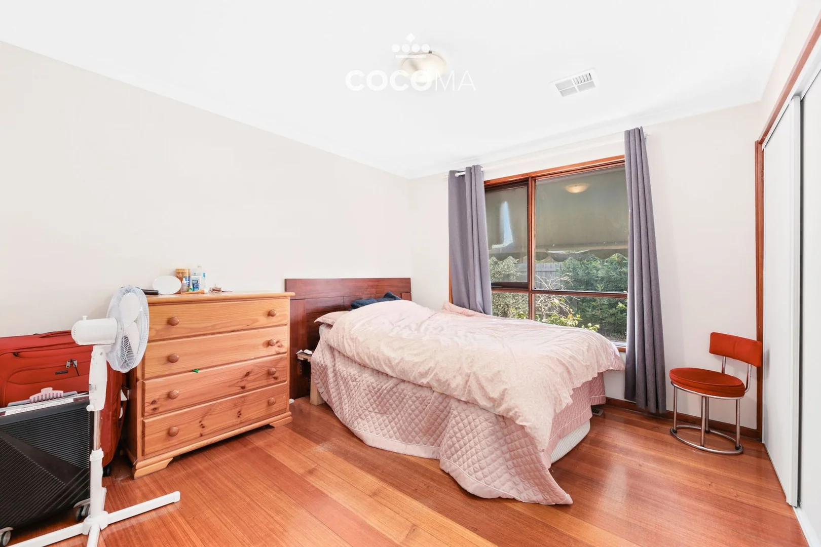 10 Cornwall Avenue, Keysborough VIC 3173 photo 5