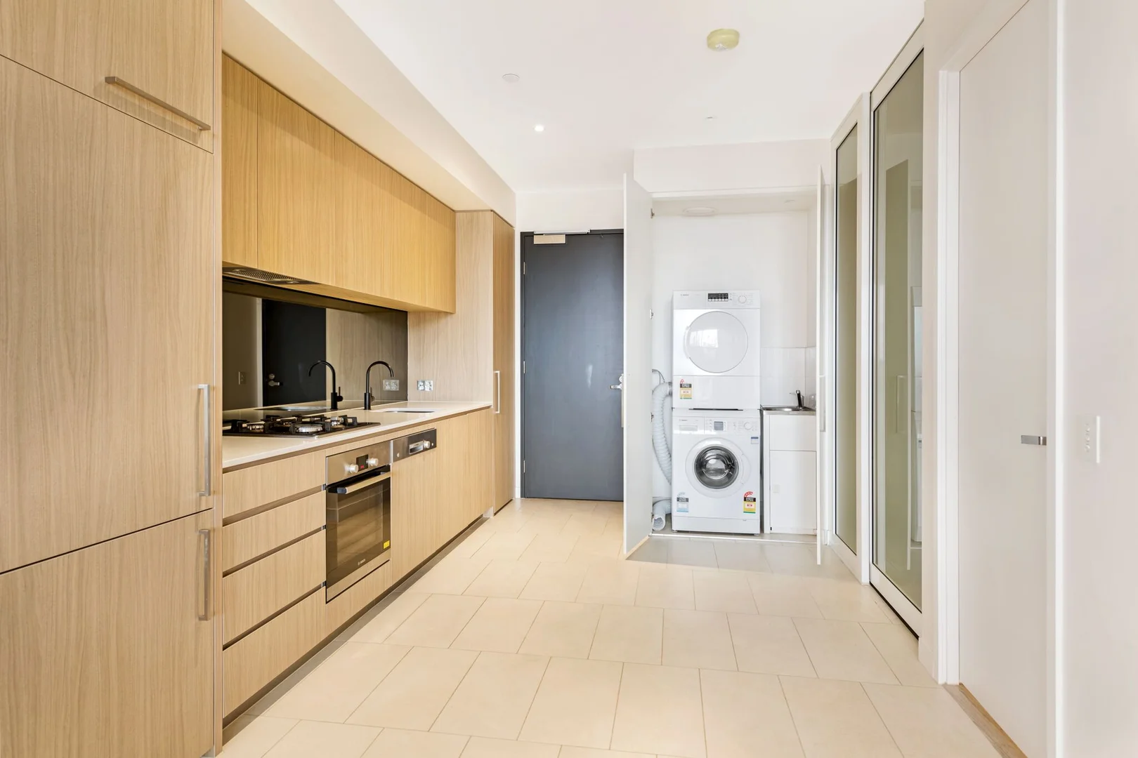 Additional image 2 of 4009/120 A'beckett Street, Melbourne VIC 3000