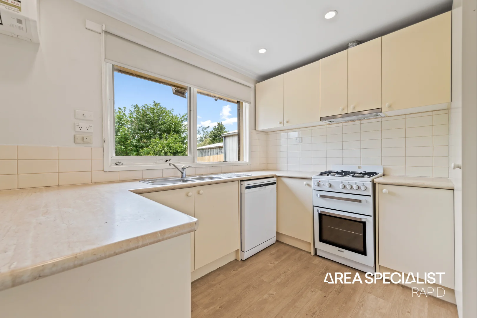 Additional image 4 of 13 St James Court, Narre Warren VIC 3805