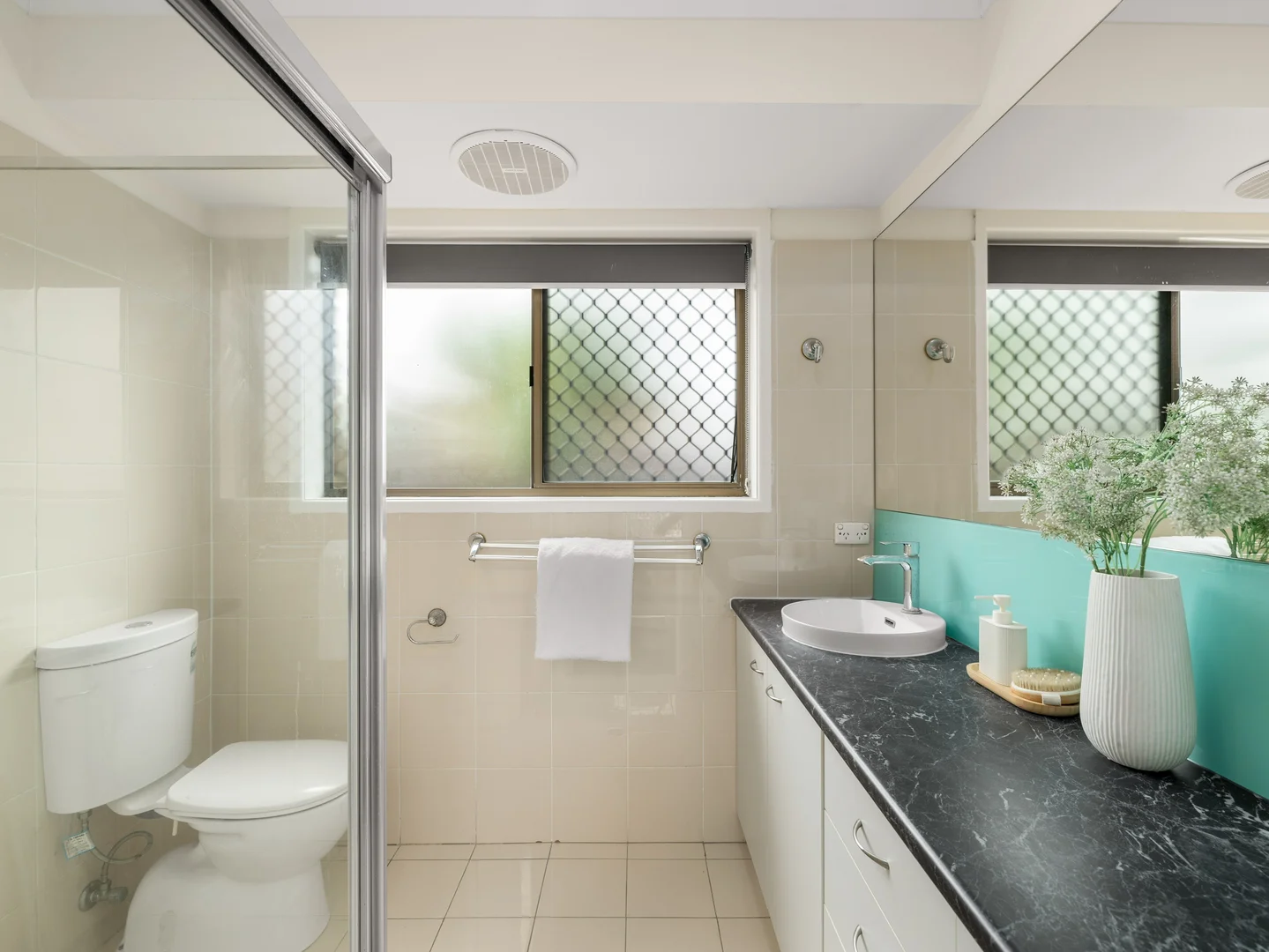 Additional image 8 of 12 Kuhler Court, Carindale QLD 4152