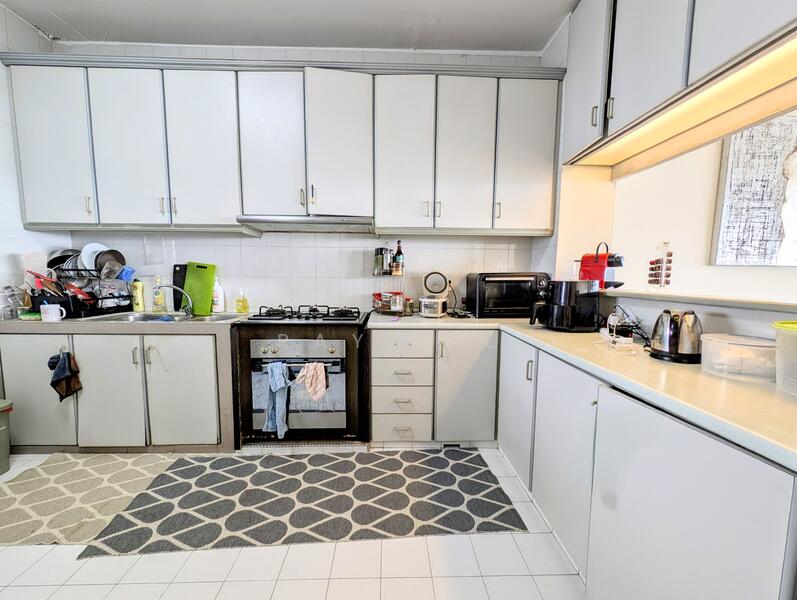 3 Ridgewood Close photo 4
