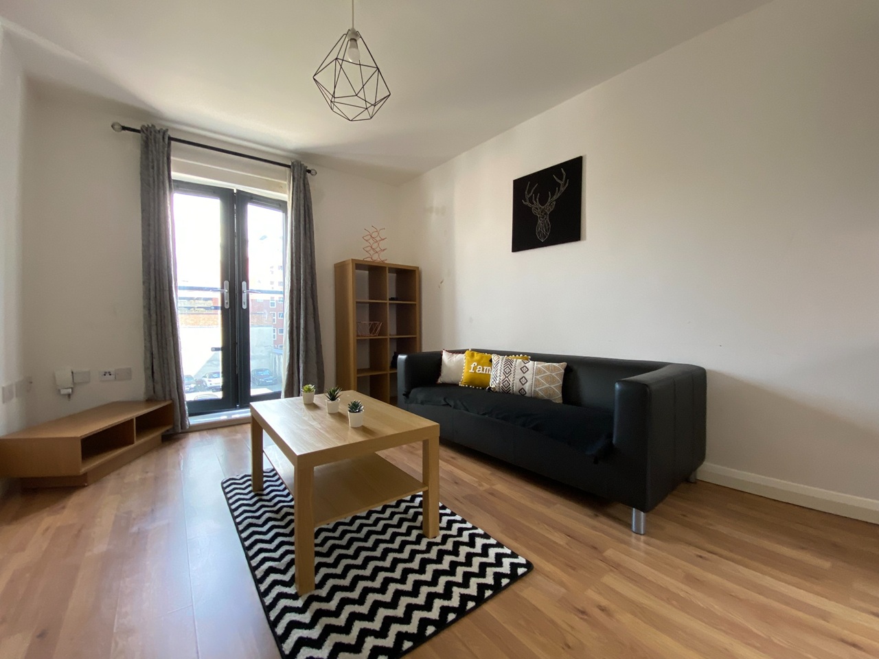1 Bed Flat, City Centre One Bedroom Penthouse, LE1, N1 7GU
