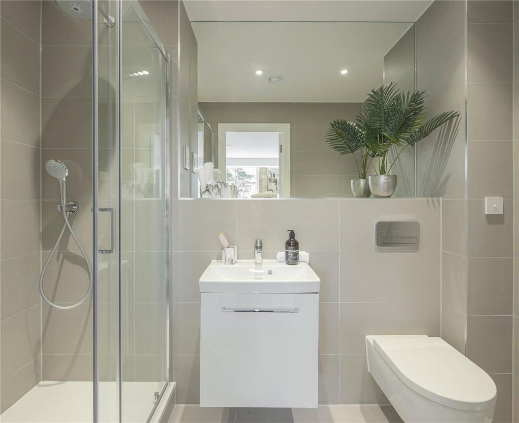 Additional image 11 of 2 Bed Flat, The Redwoods, CB3, N1 7GU