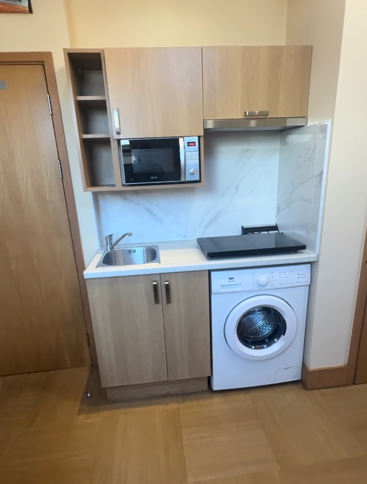 Additional image 3 of Studio Flat, Queens Road, CV1, N1 7GU