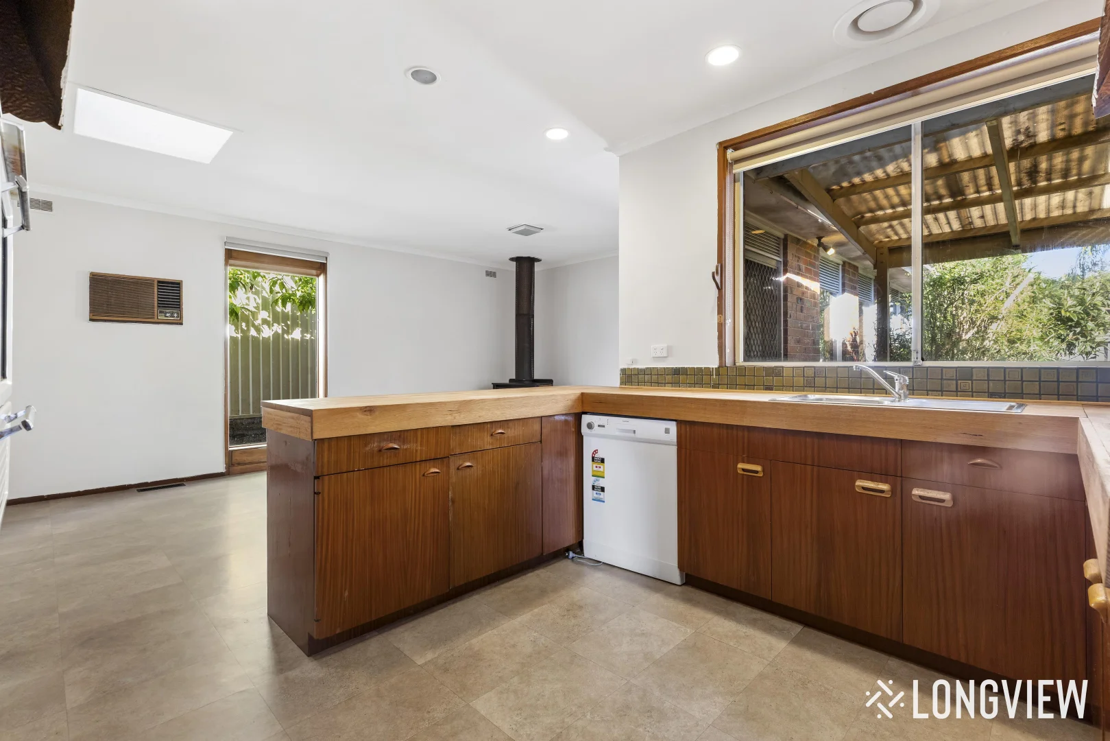 Additional image 5 of 10 Kentucky Court, Notting Hill VIC 3168