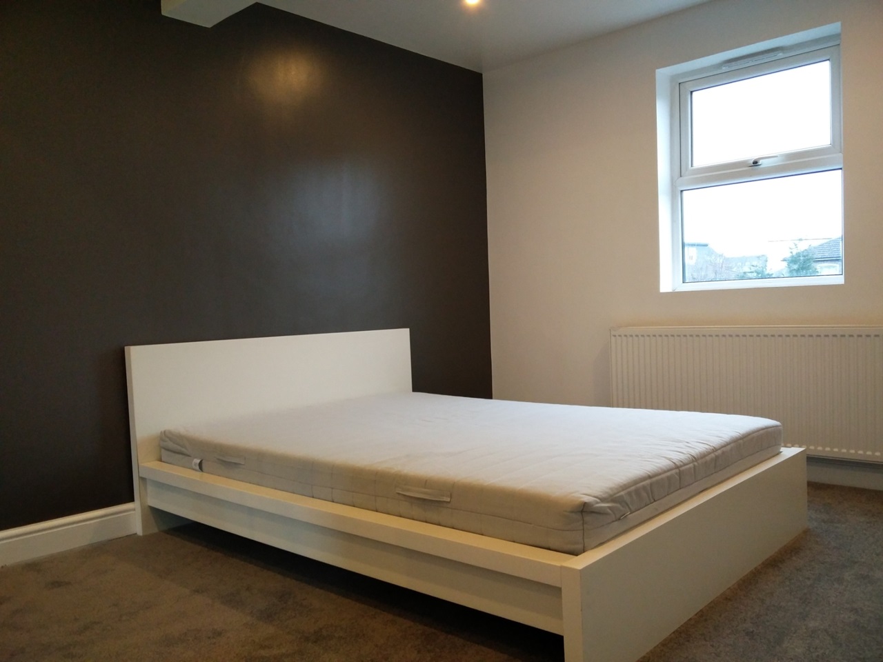 2 Bed Flat, Cairns Road, SW11, N1 7GU photo 4