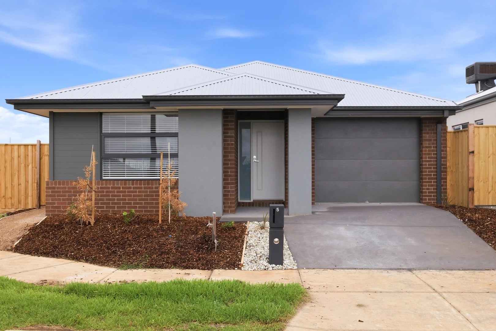 5 Goodwin Street, Thornhill Park VIC 3335