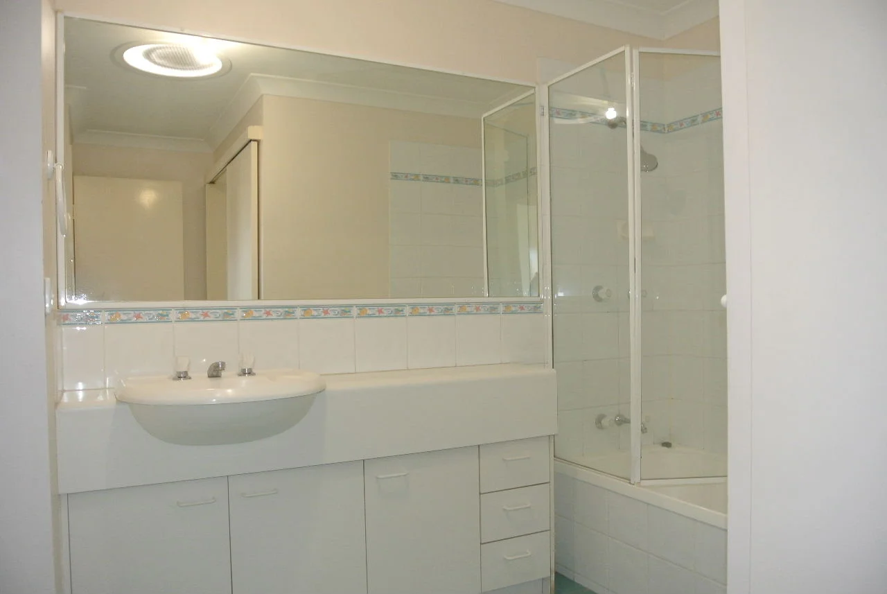 Additional image 8 of 8/2047 Wynnum Rd, Wynnum West QLD 4178