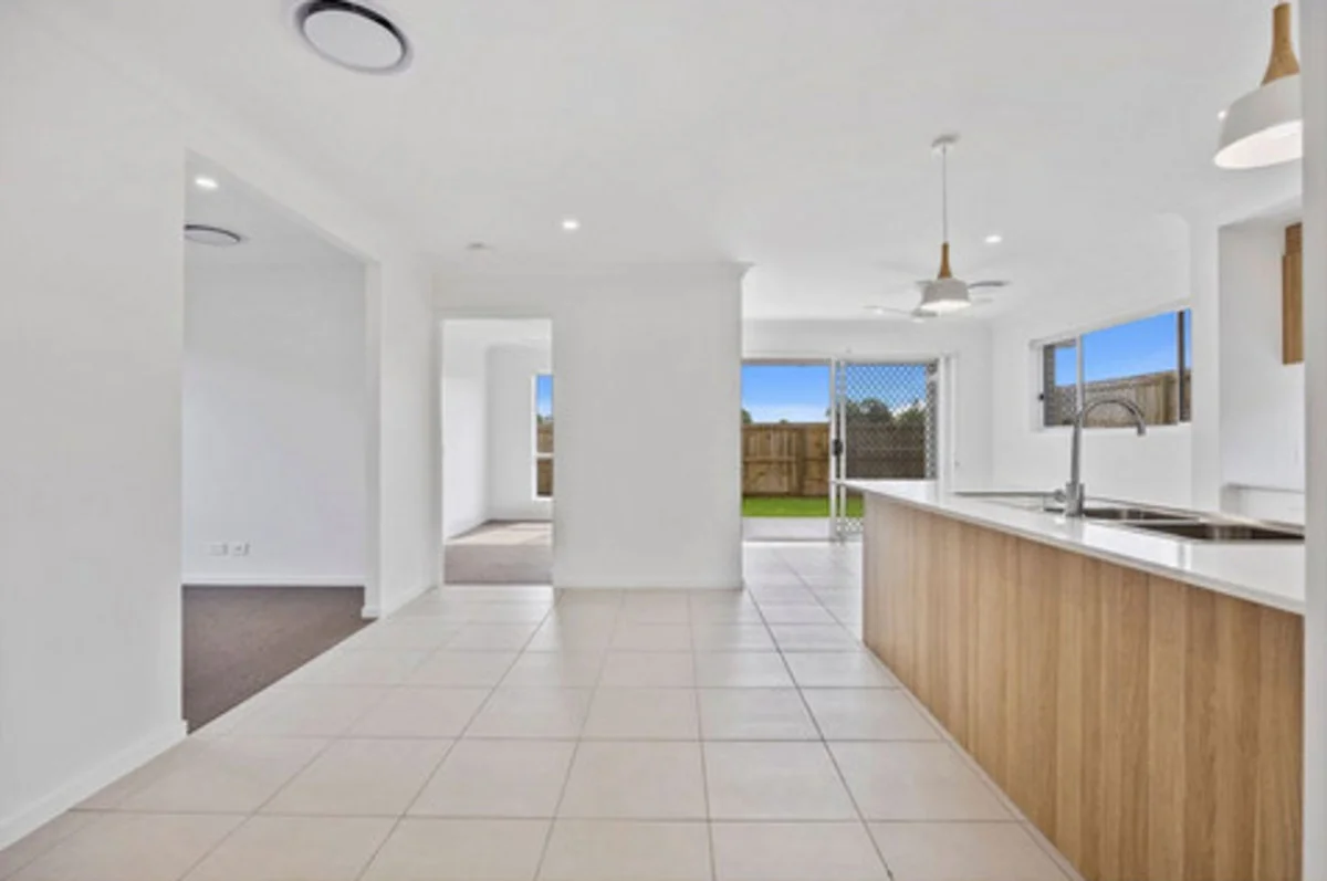 Additional image 4 of 58 Banjo Street, Walloon QLD 4306
