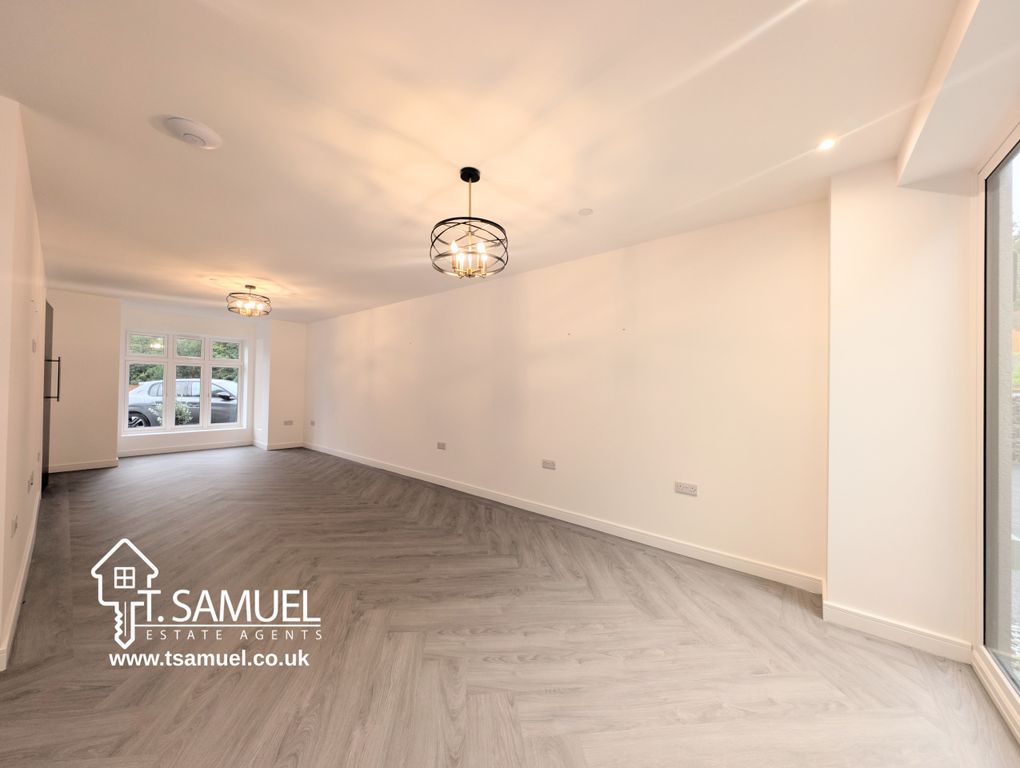 Additional image 95 of 5 bed detached house for saleThe Oaks, Trem Y Dyffryn, Mountain Ash CF45