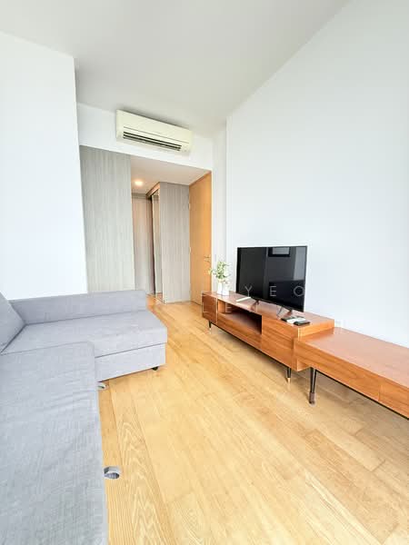 105 Prince Charles Crescent photo 4