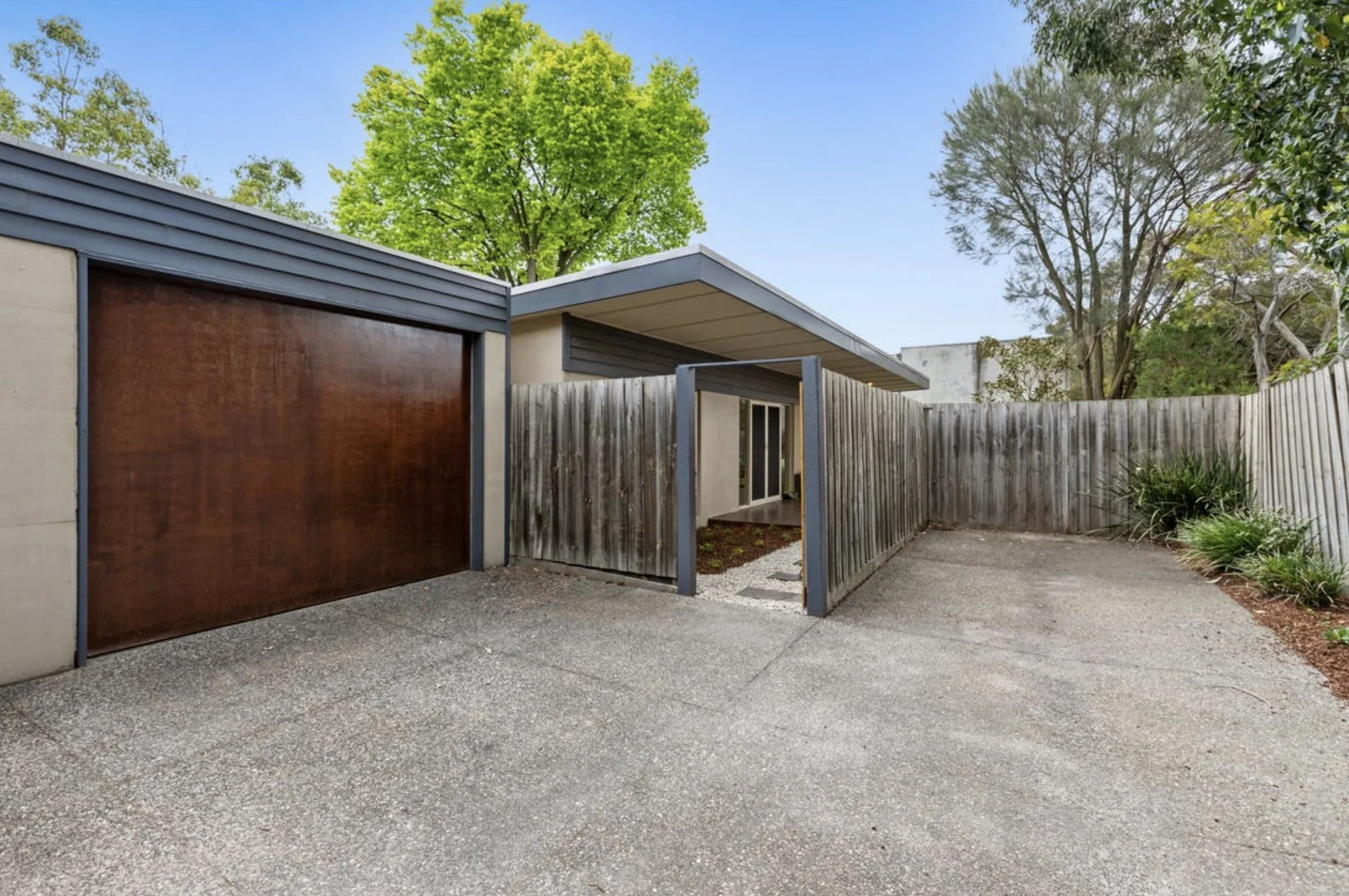 Additional image 11 of 2/9 Baker Street, Murrumbeena VIC 3163
