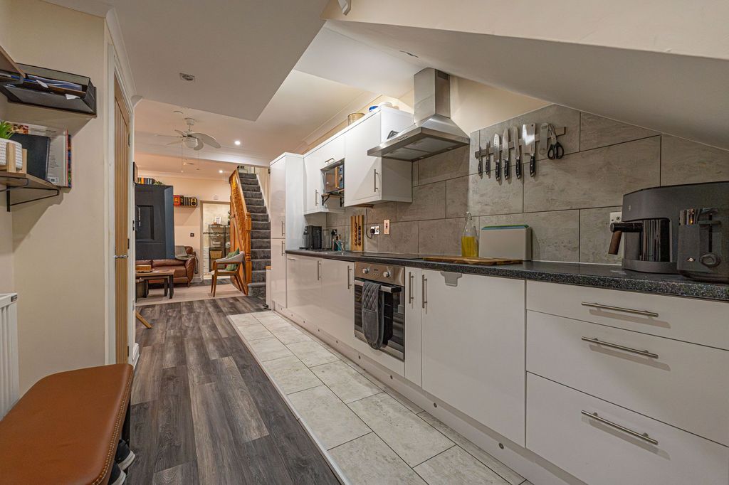 1 bed flat for sale8-11 Griffin Street, Newport NP20