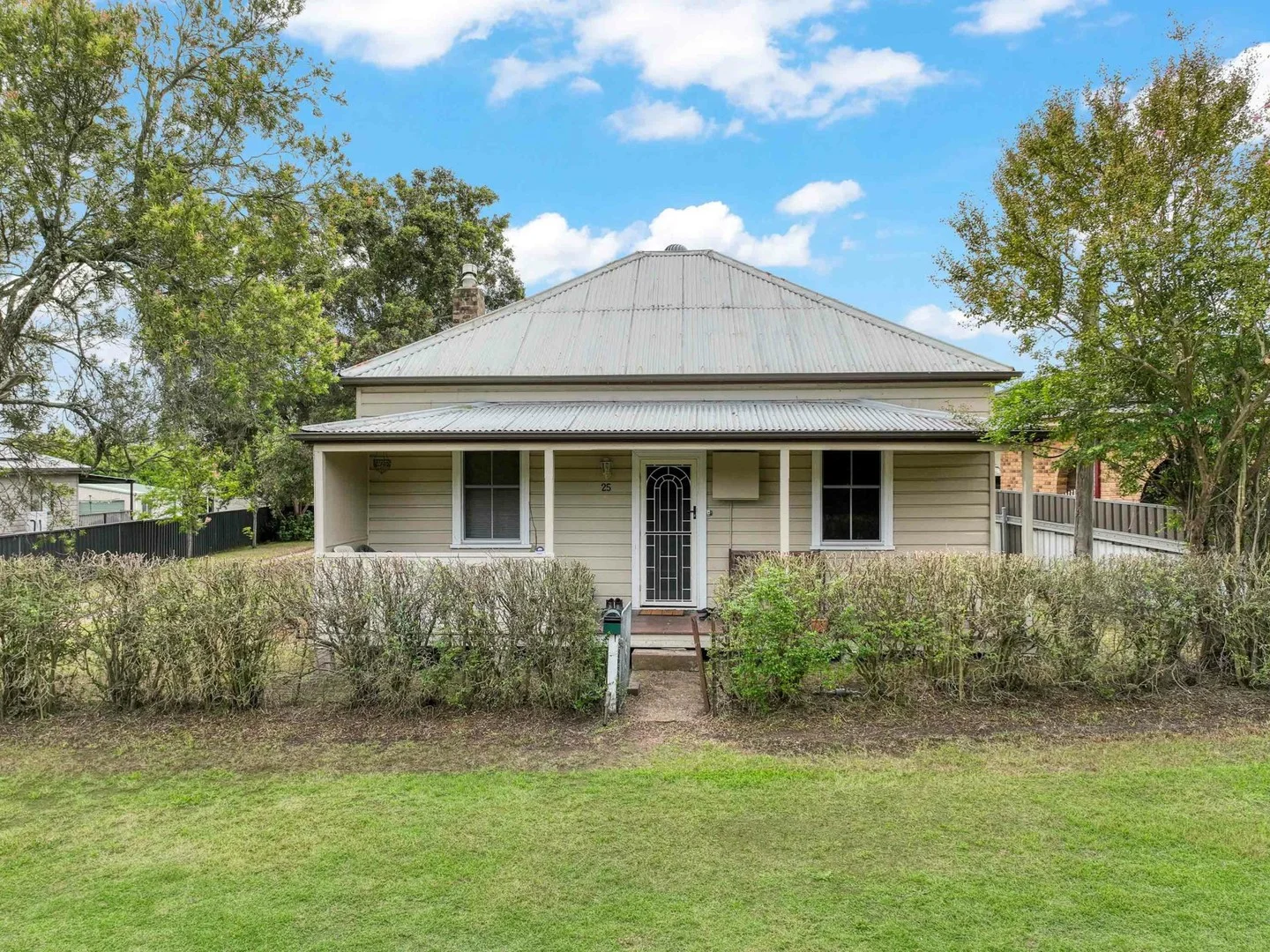 25 Railway Street, Branxton NSW 2335