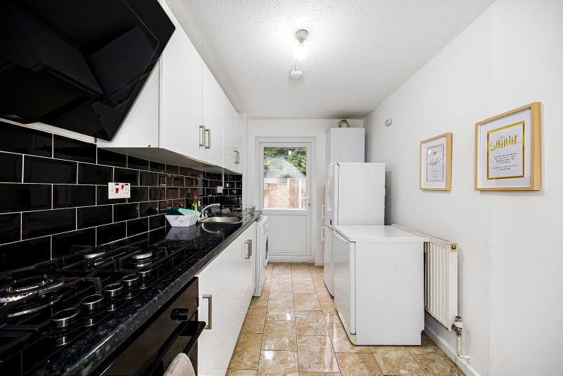 Room in a Shared Flat, Rectory Square, E1, N1 7GU photo 4