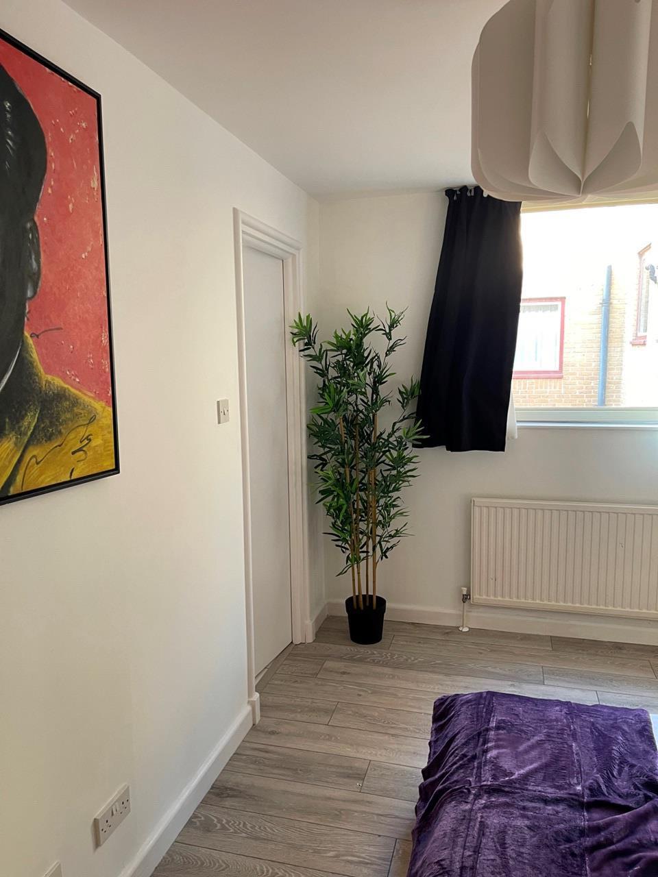 Additional image 15 of 2 Bed Flat, Cape Yard, E1W, N1 7GU