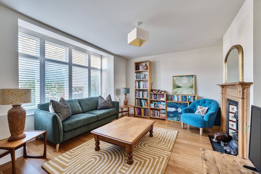 Additional image 2 of 5 bed detached house for saleSt. Marys Road, Weybridge KT13