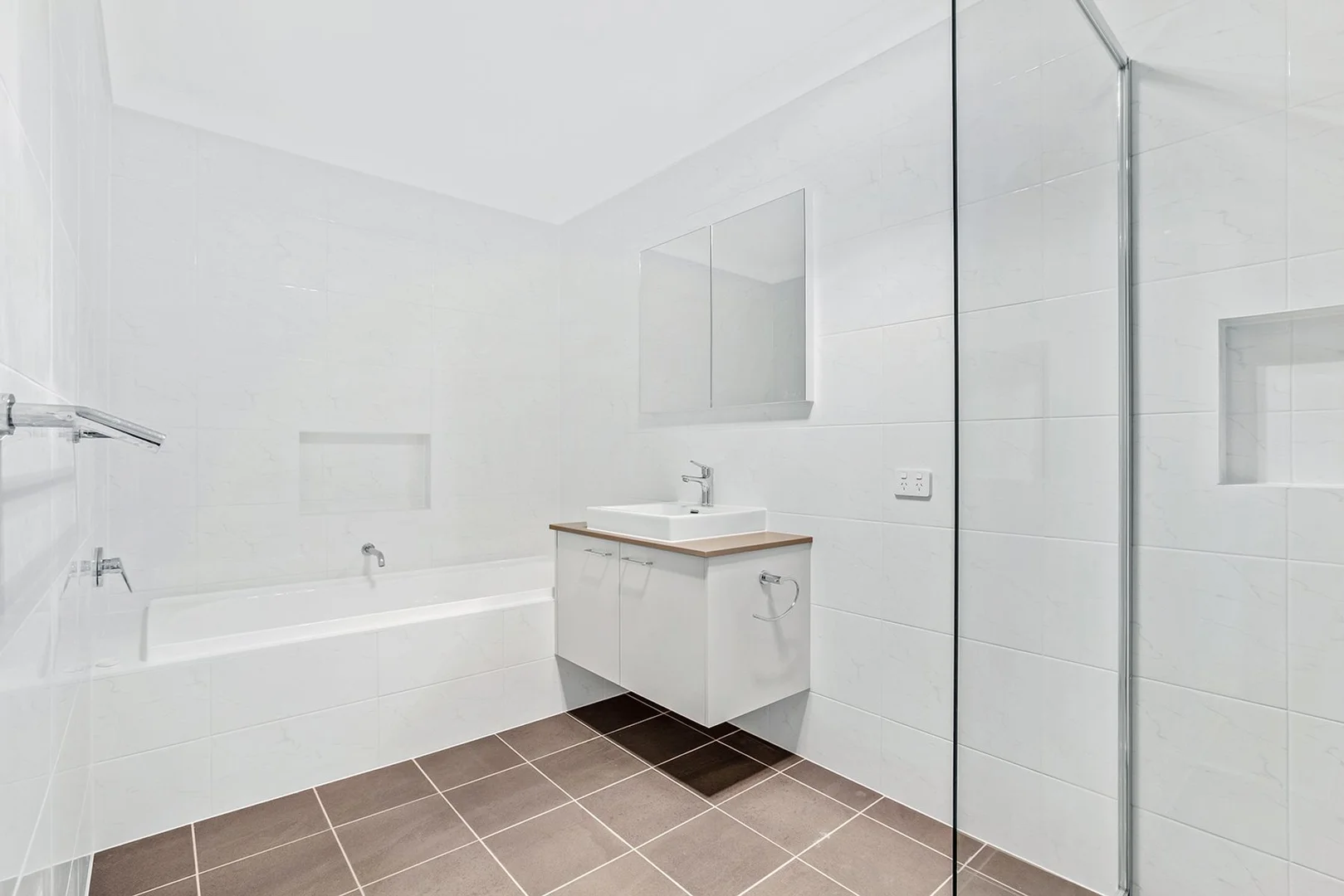 Additional image 4 of 5a Bapaume Place, Milperra NSW 2214