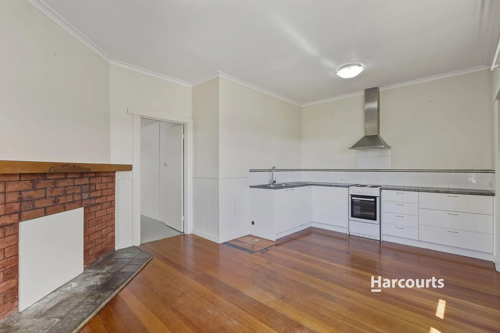 Additional image 4 of 1/135 Oldaker Street, Devonport TAS 7310